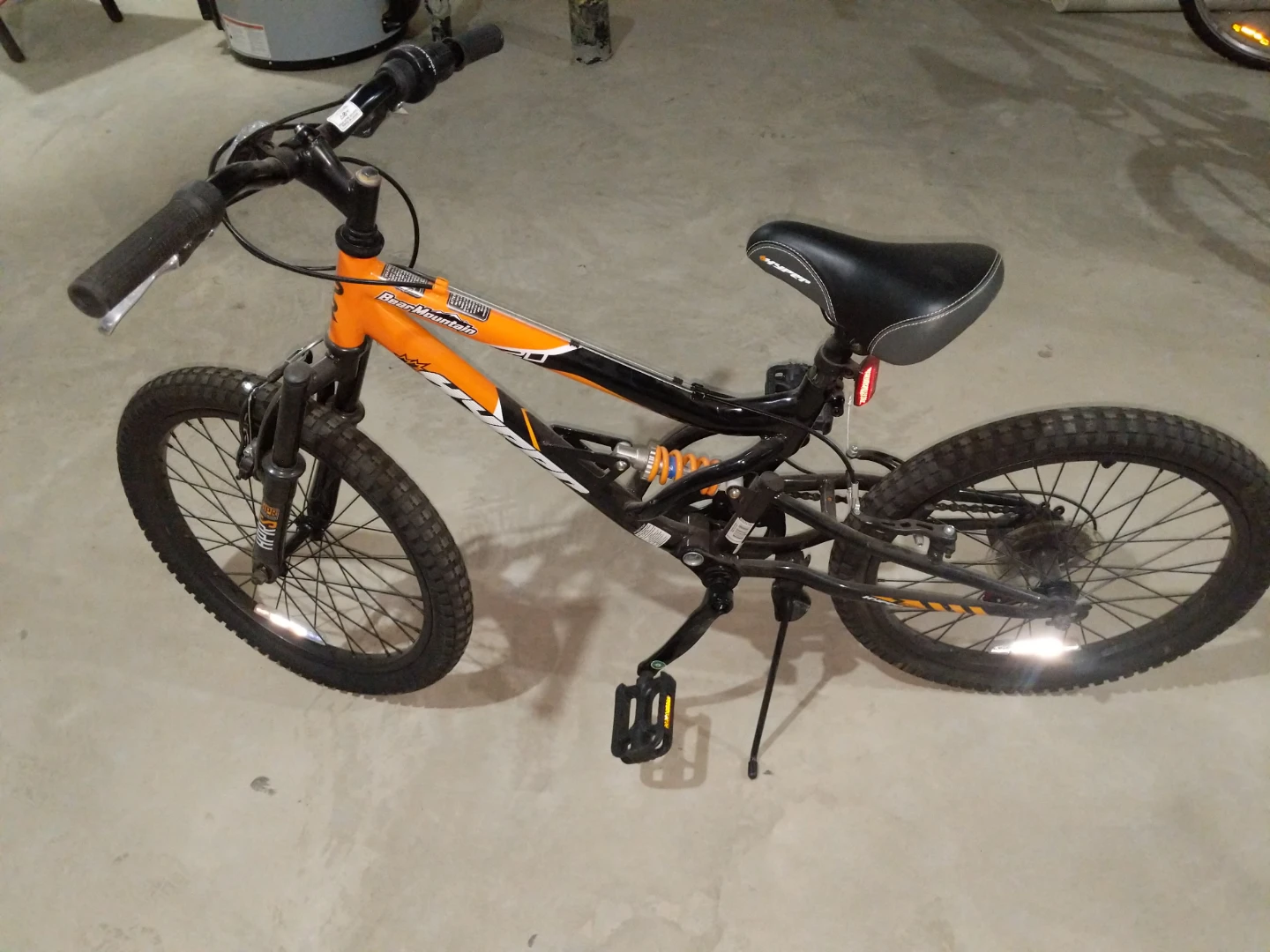 Hype Bear Mountain 20" Kids Mountain Bike - photo 3