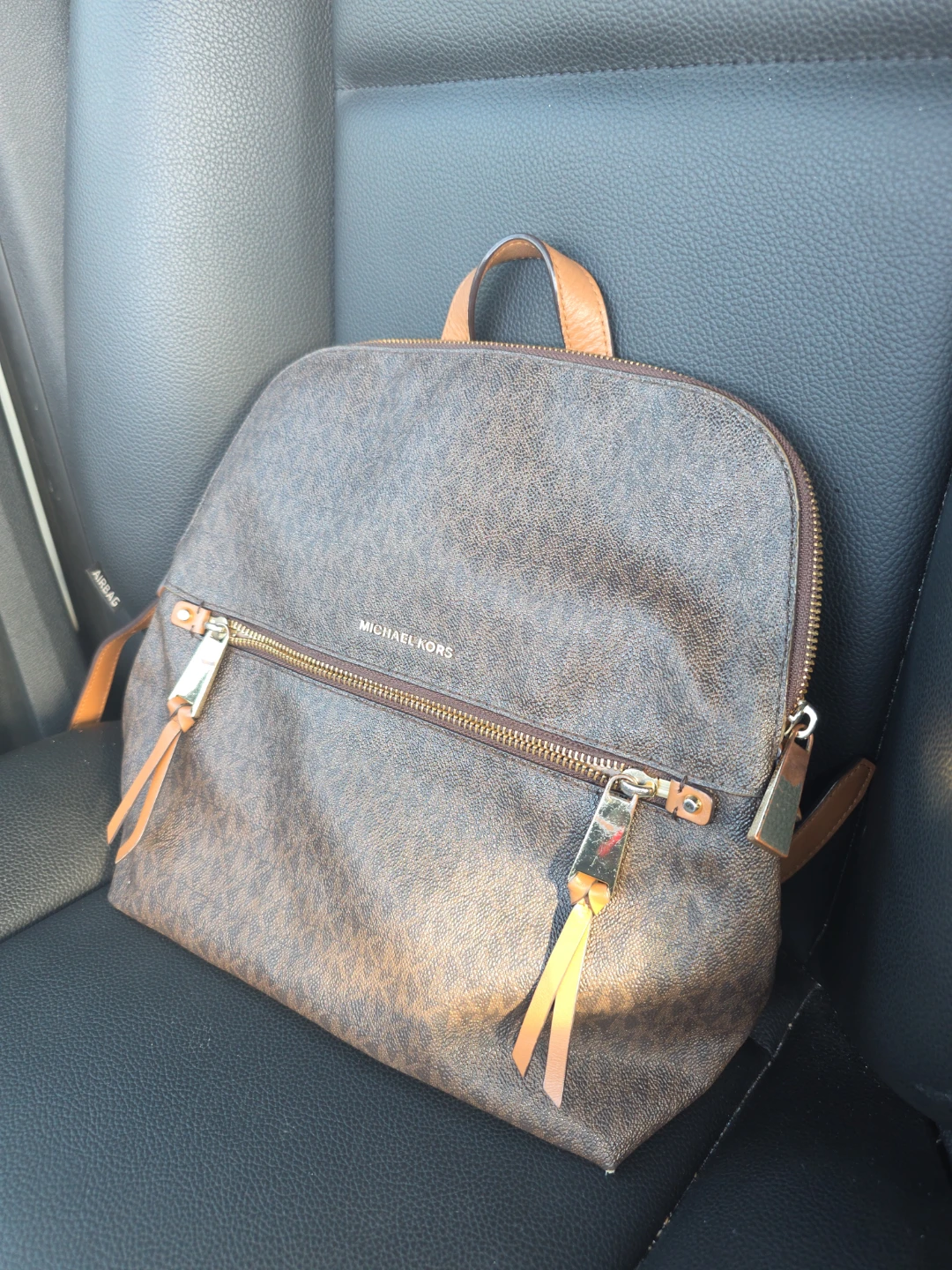 Michael Kors rhea zip medium slim backpack, Very Used