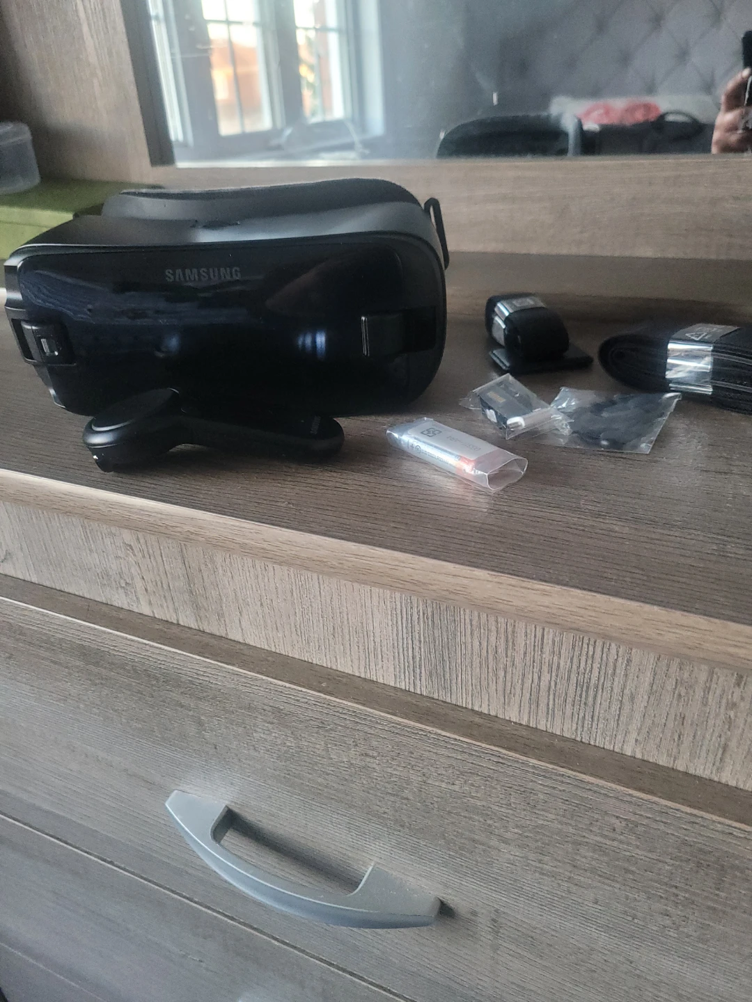 Samsung Gear VR Virtual Reality Headset with Controller