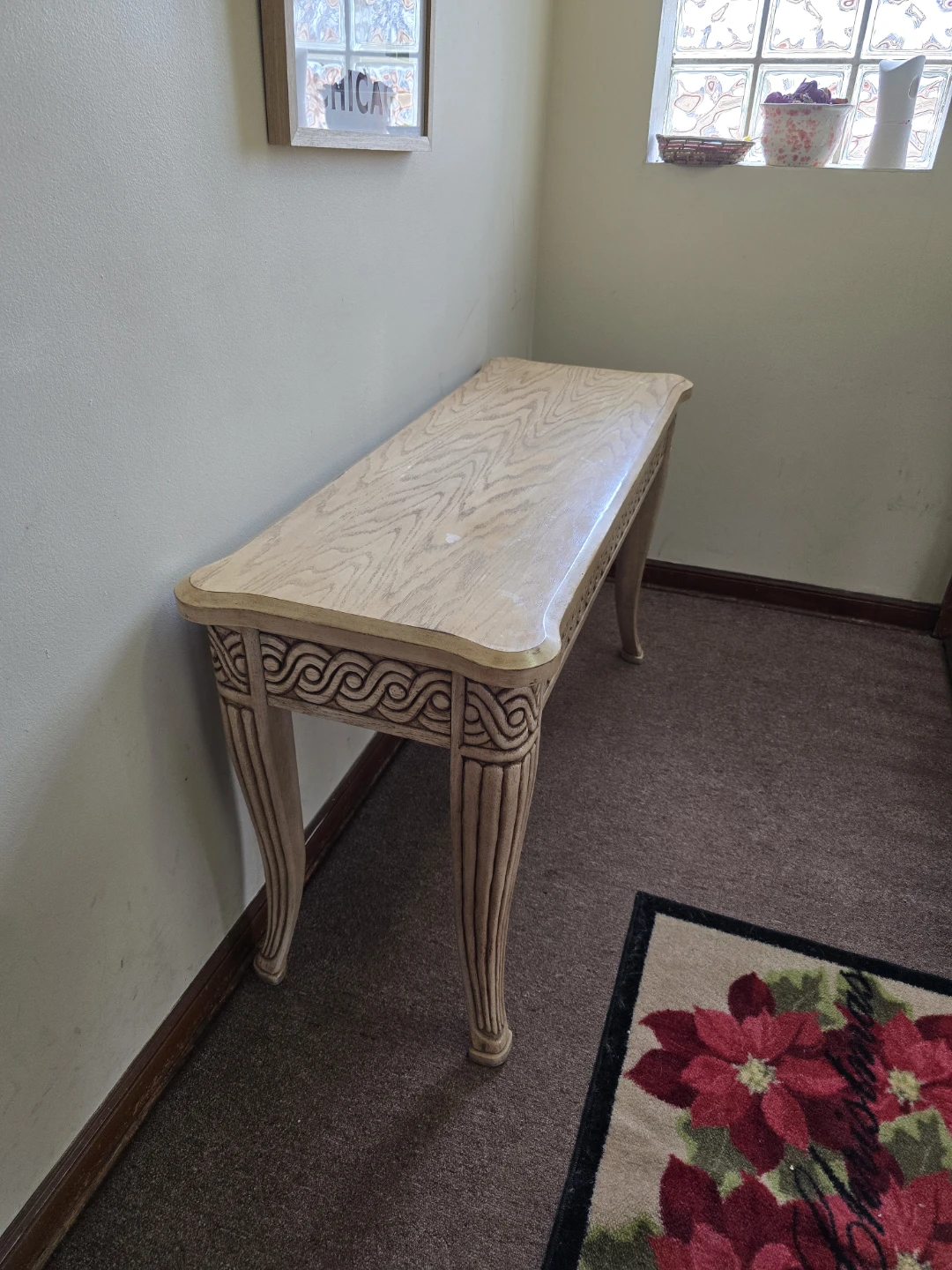 Elegant carved wood Credenza - photo 3