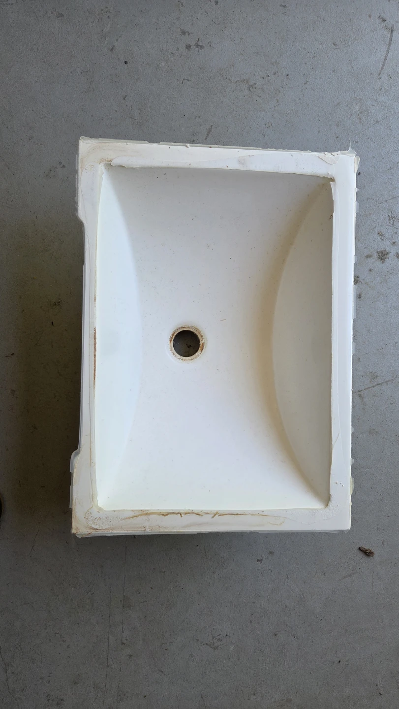 13x18 sink free