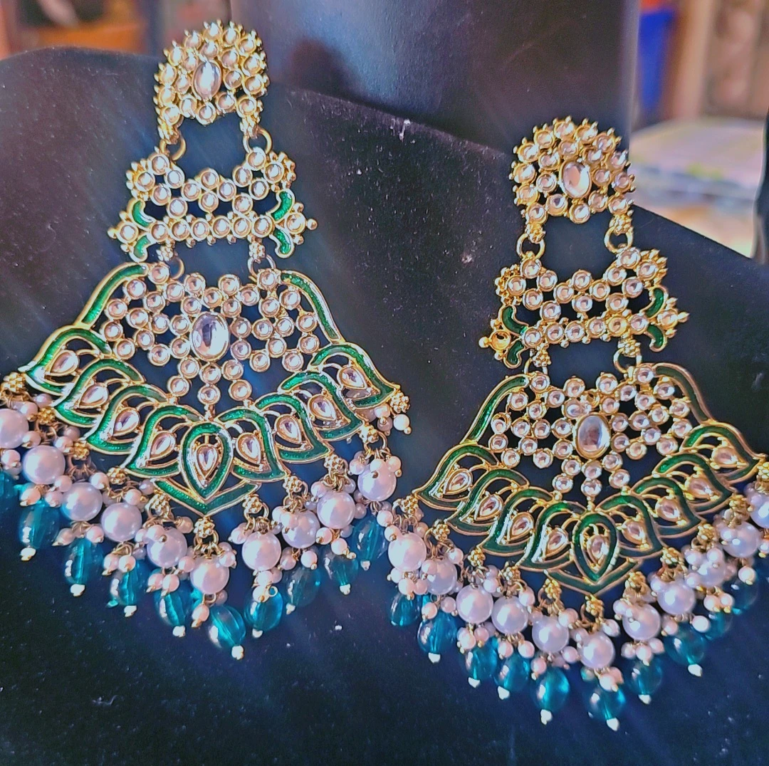 Gold-tone kundan earrings with green enamel and pearl accents - photo 2