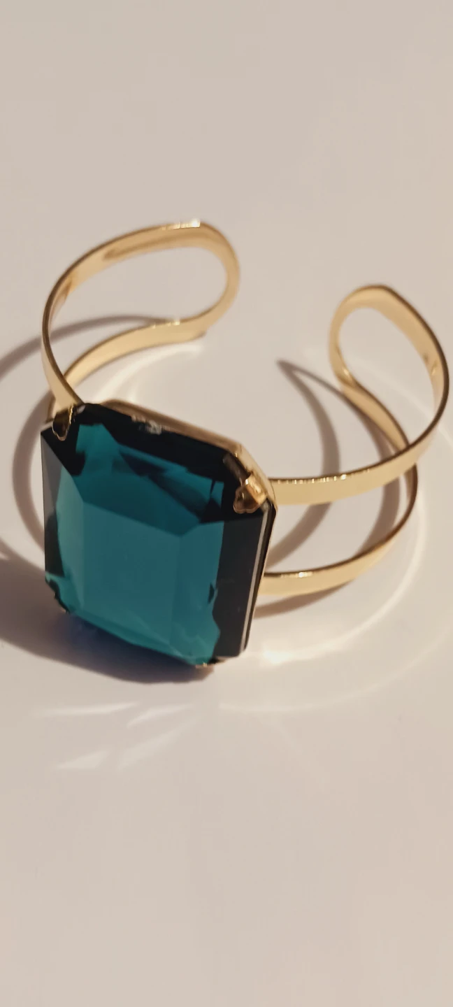 New !! Gold-tone cuff bracelet with teal emerald-cut stone - photo 2
