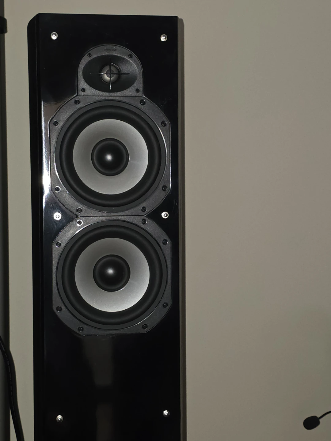 Soundstage Stage 400 Tower Speakers