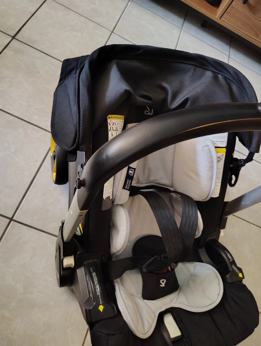 Doona Infant Car Seat Stroller - photo 5