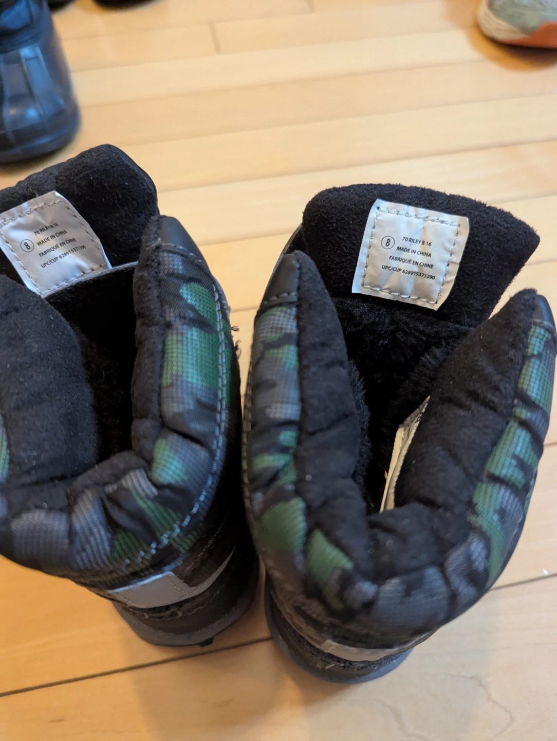 Kids' Winter Boots Size 8 - photo 3