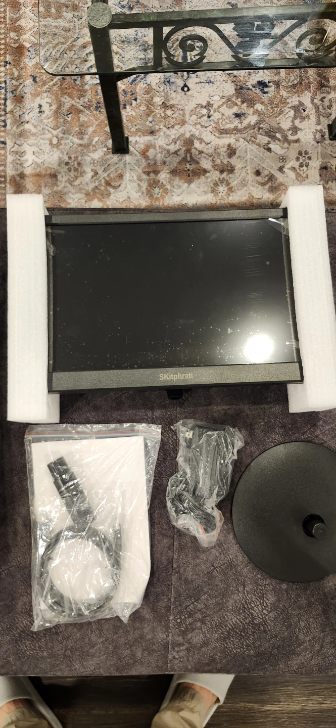 15.6" Skitphrati Portable Monitor