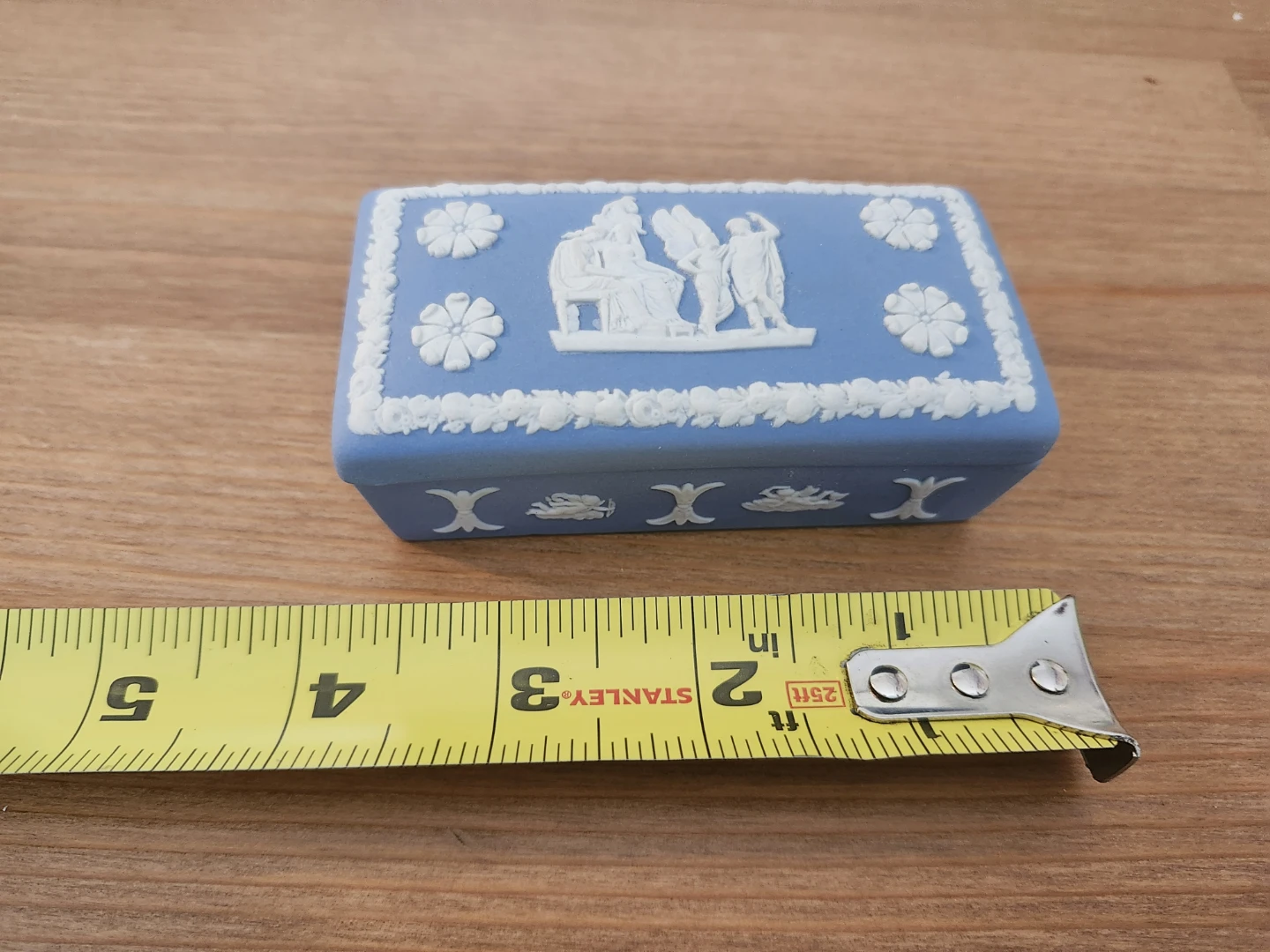 Small Blue Jasperware Trinket Box - photo 2