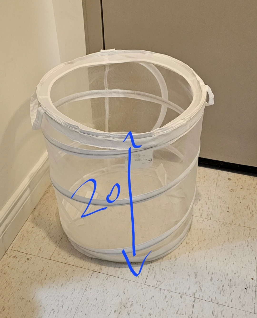 Collapsible Laundry Hamper - photo 5