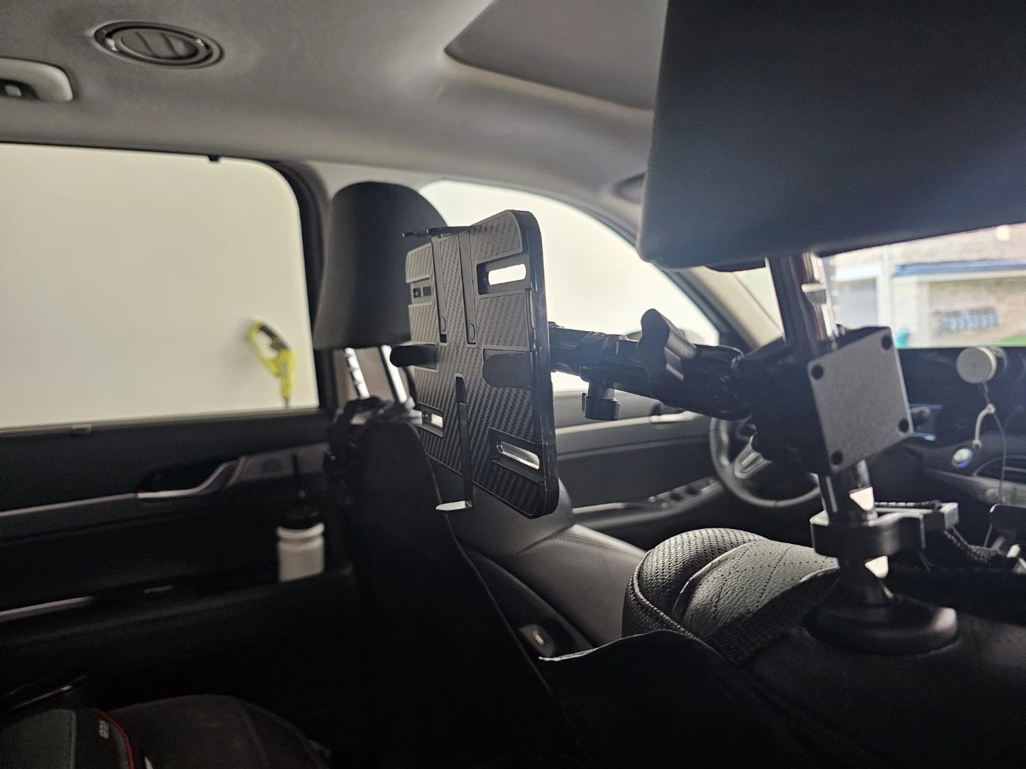 Headrest Tablet Mount - photo 2