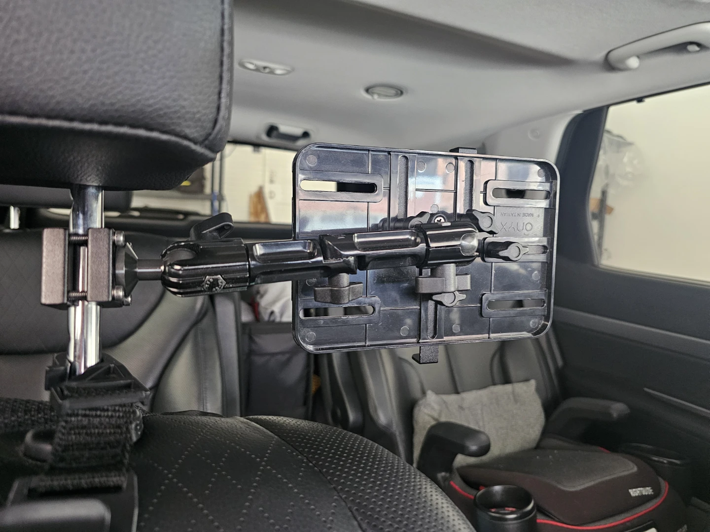 Headrest Tablet Mount - photo 4
