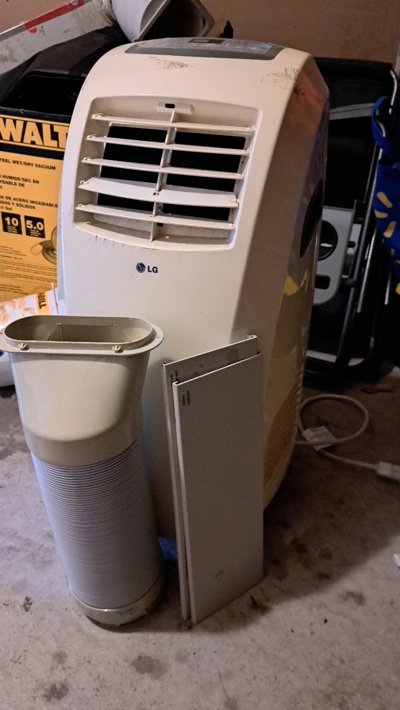 LG Portable Air Conditioner - photo 4