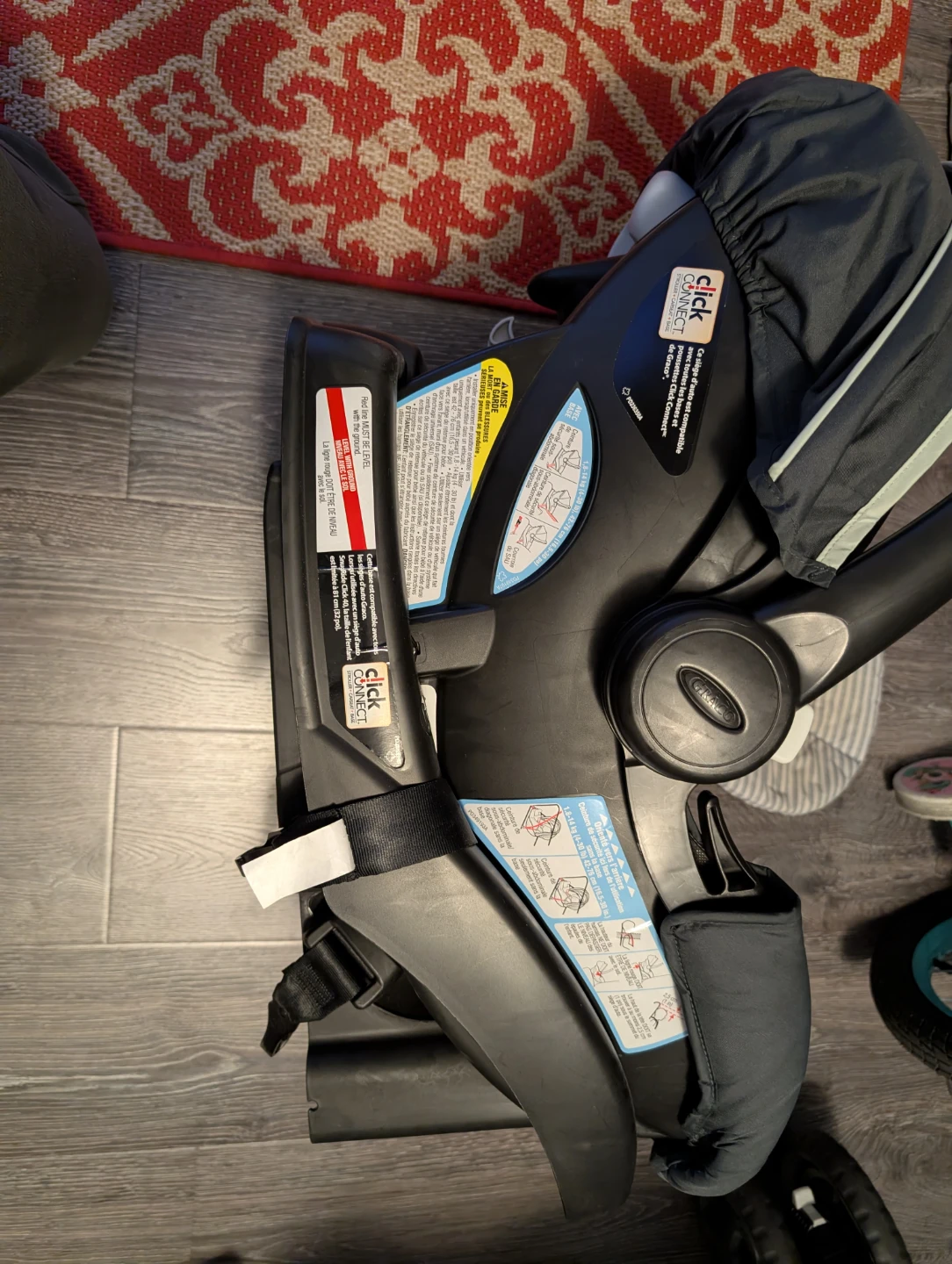 Graco SnugRide Click Connect 30 Infant Car Seat with Base - photo 3