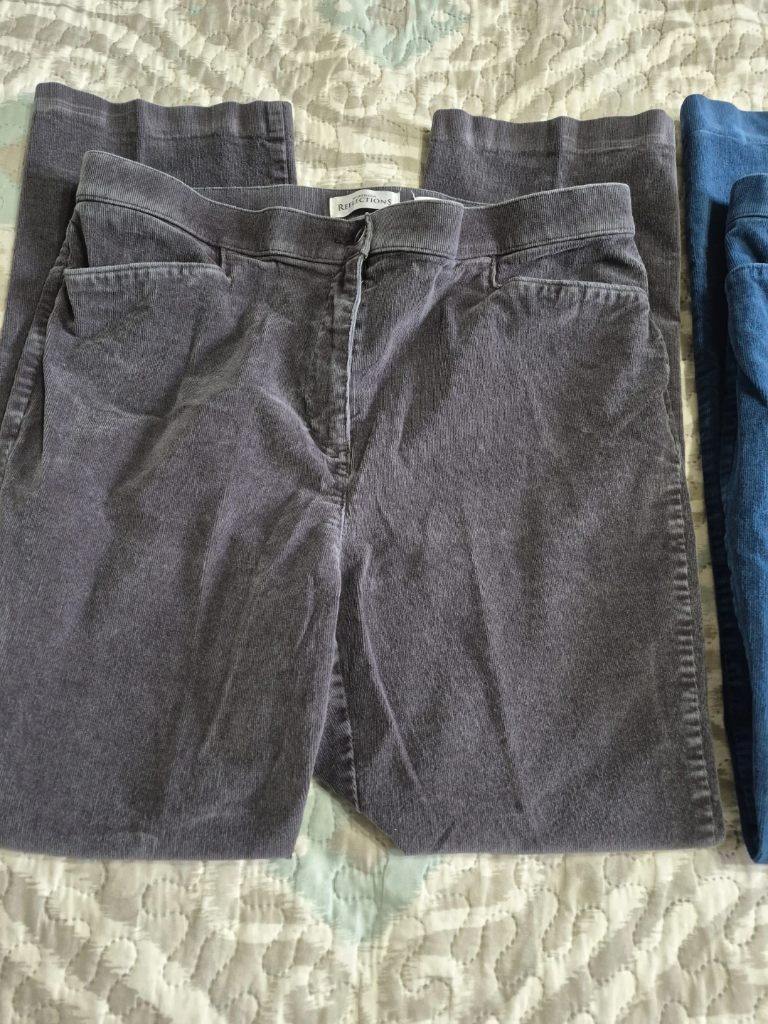 2 Pairs the Same Ladies Northern Reflections Size 10 Pants - photo 3