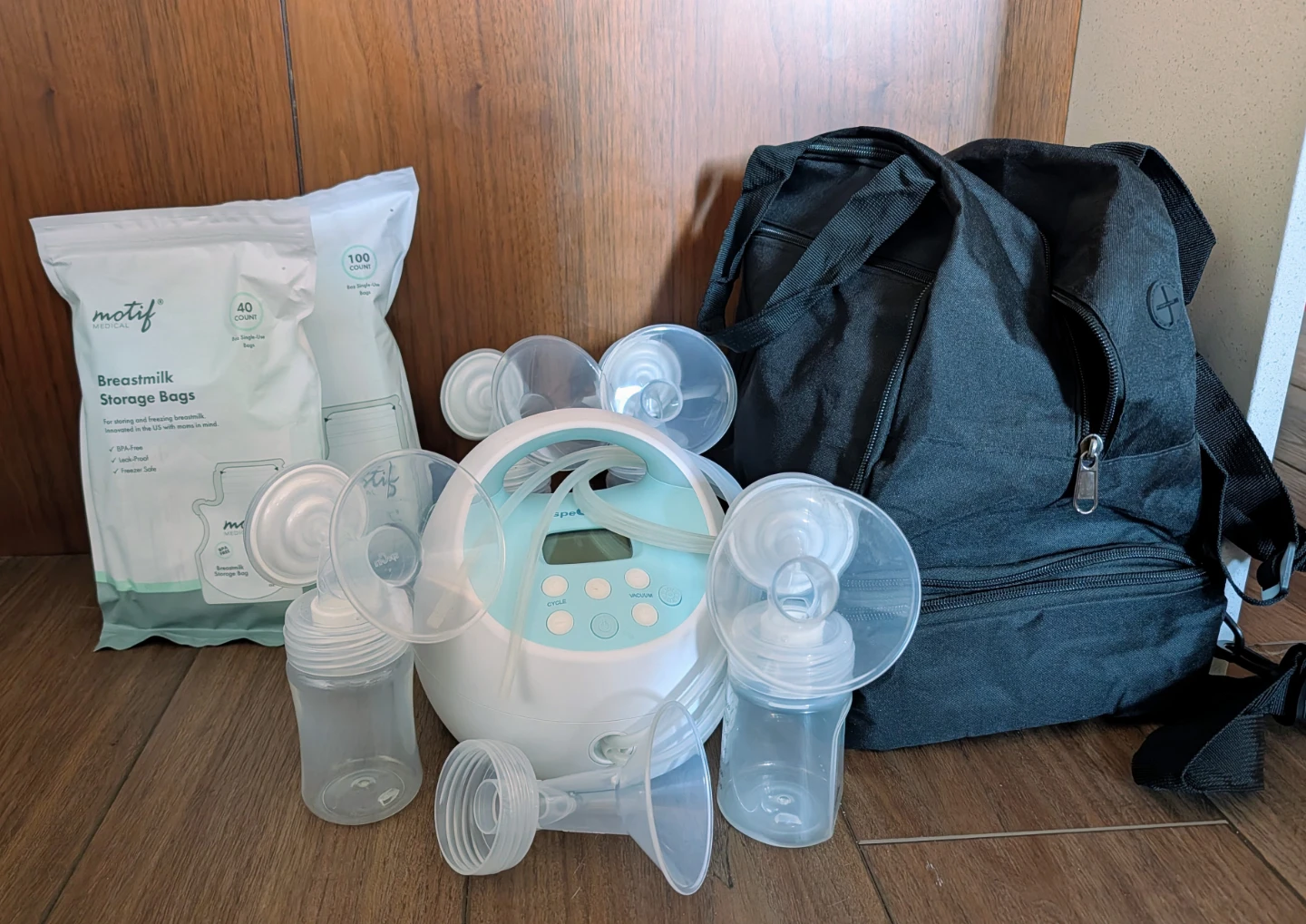 Spectra S1 Plus Electric Breast Pump with Motif Storage Bags