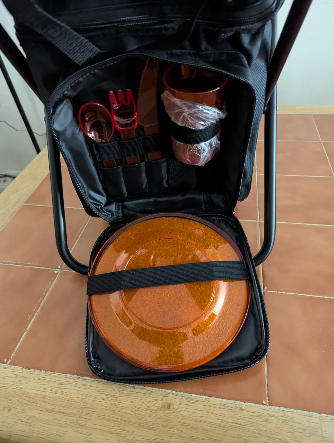 Nissan NECC0 Cooler Chair with Picnic Set - photo 3
