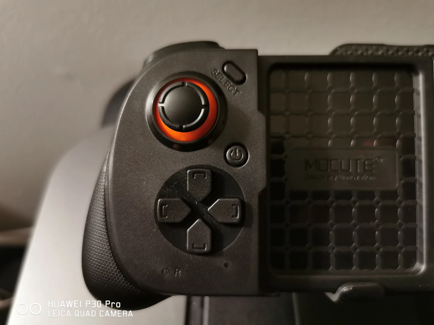 MOCUTE Mobile Game Controller