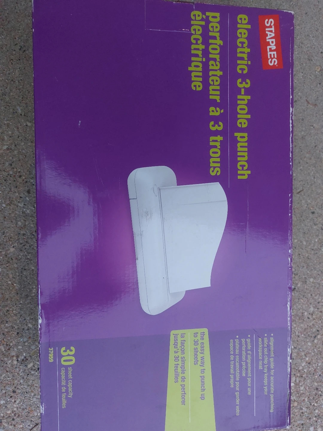 Staples Electric 3-Hole Punch