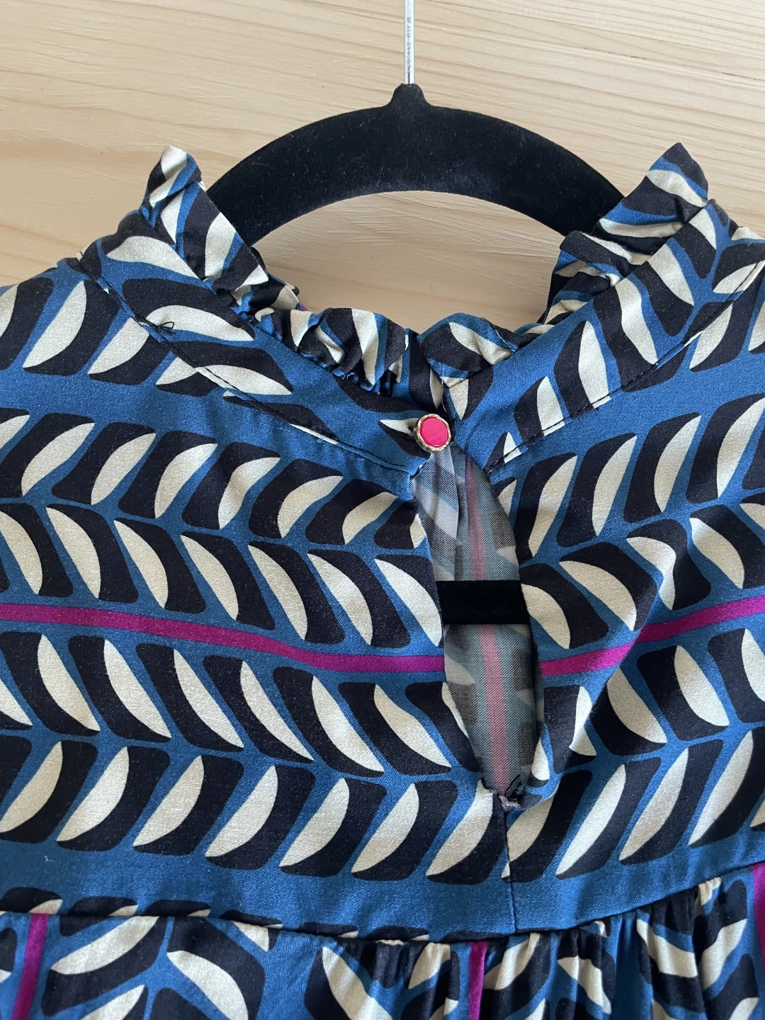 Bariloche Women's Blue Geometric Print Blouse - photo 3