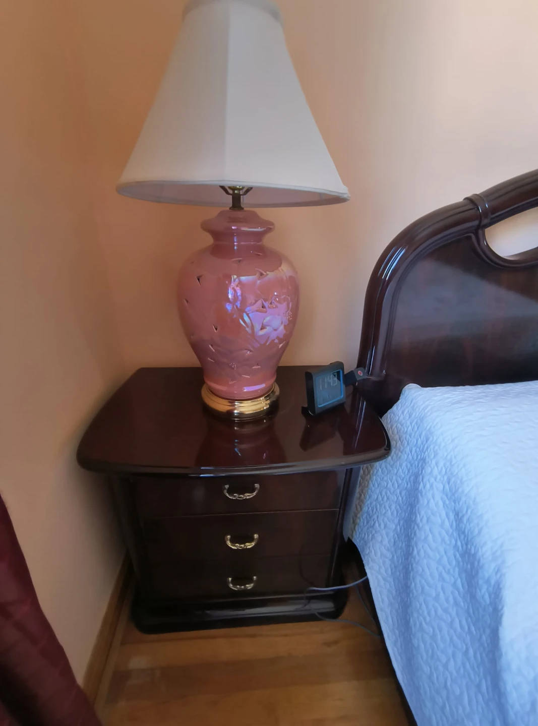 Bedroom set