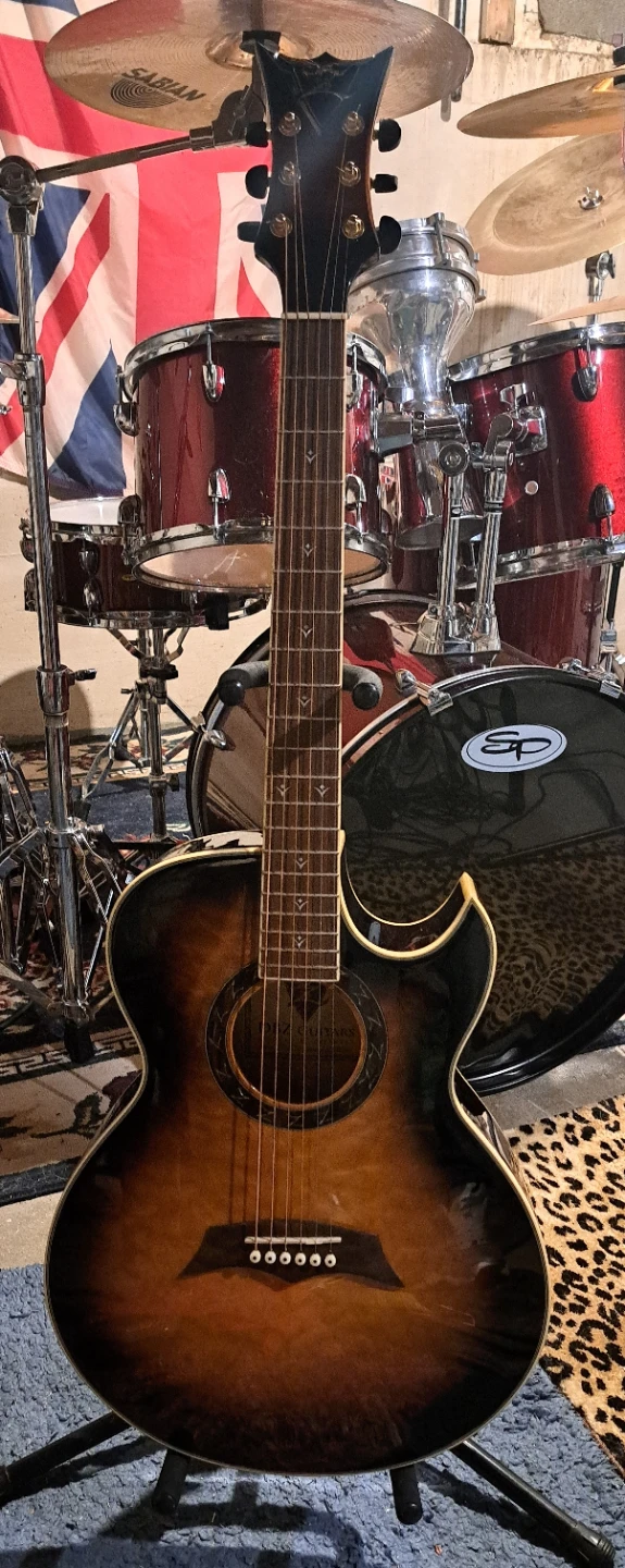 DBZ Tuscon Acoustic Electric Guitar and Case