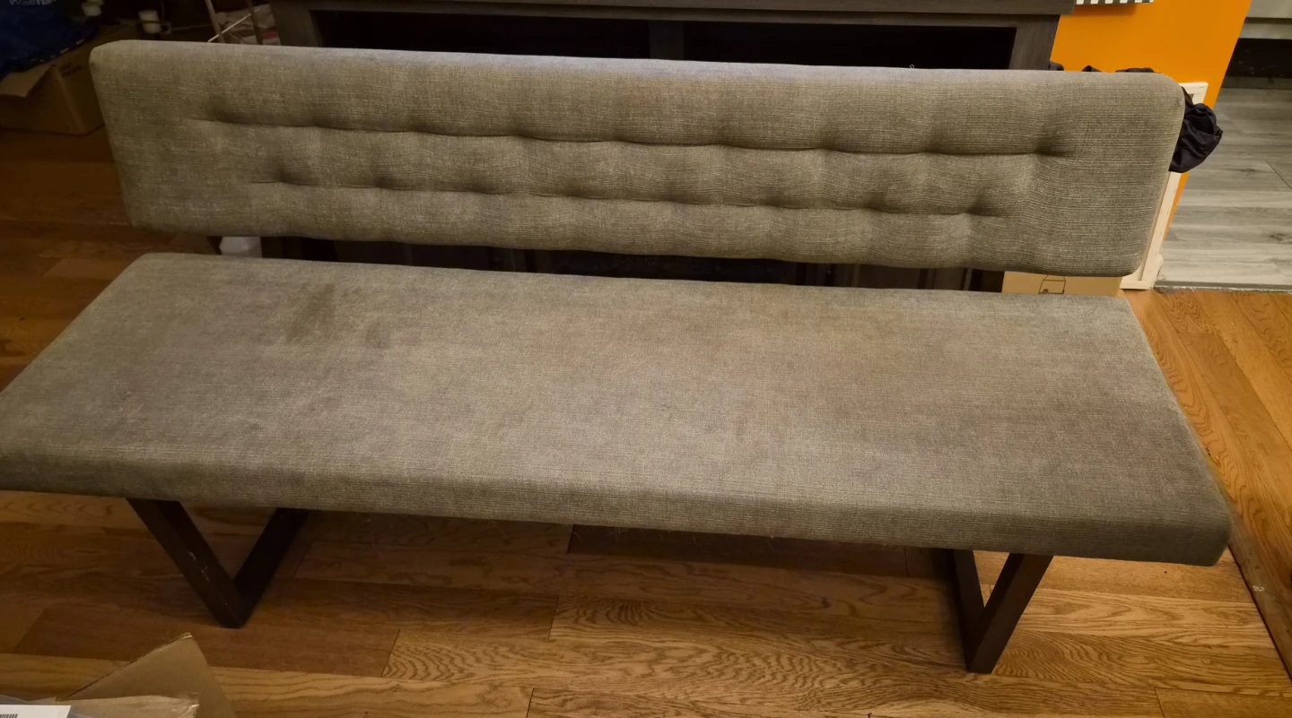 Tufted Back Bench Seating - photo 2
