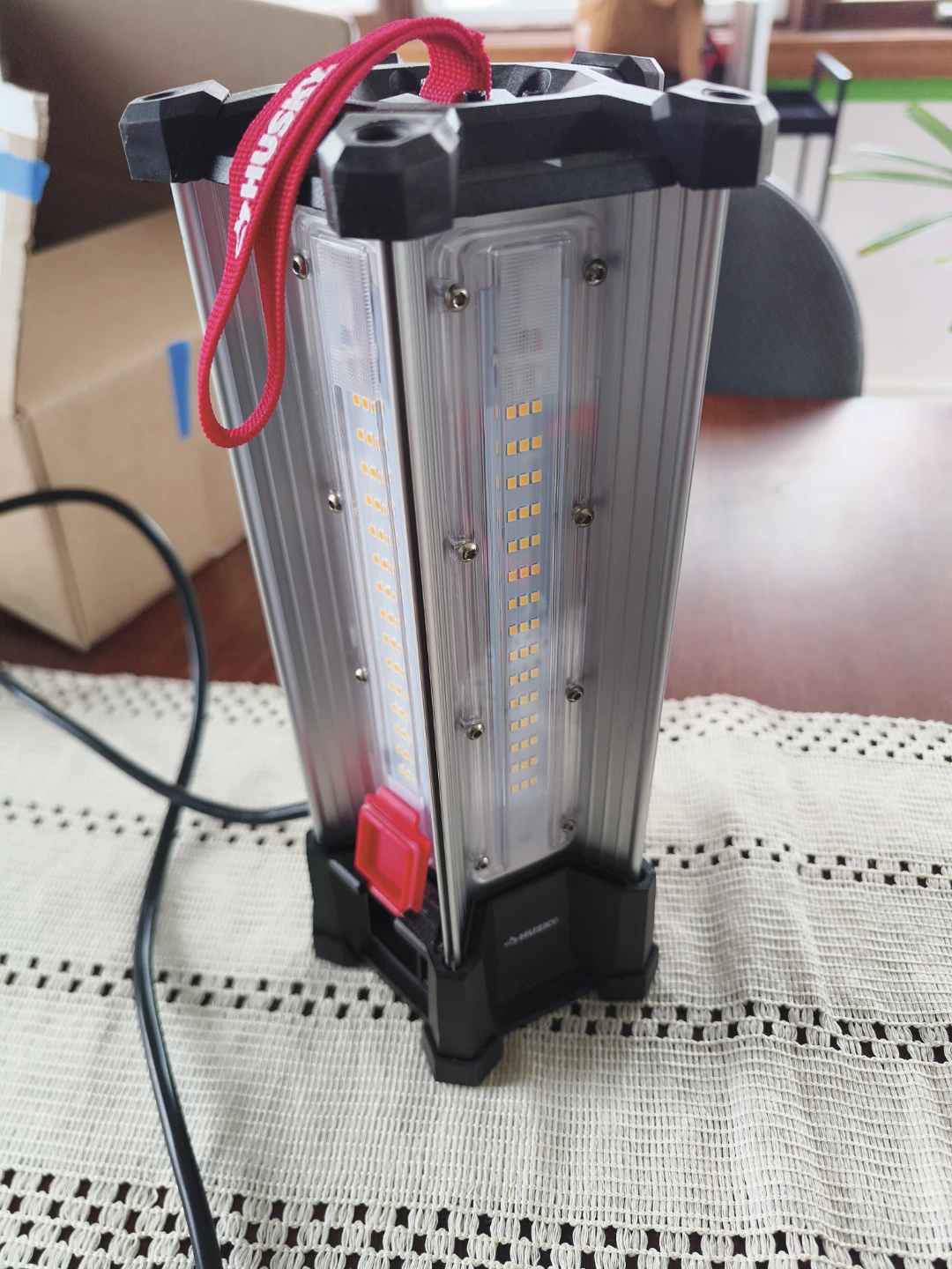 Husky Portable LED Work Light - photo 2