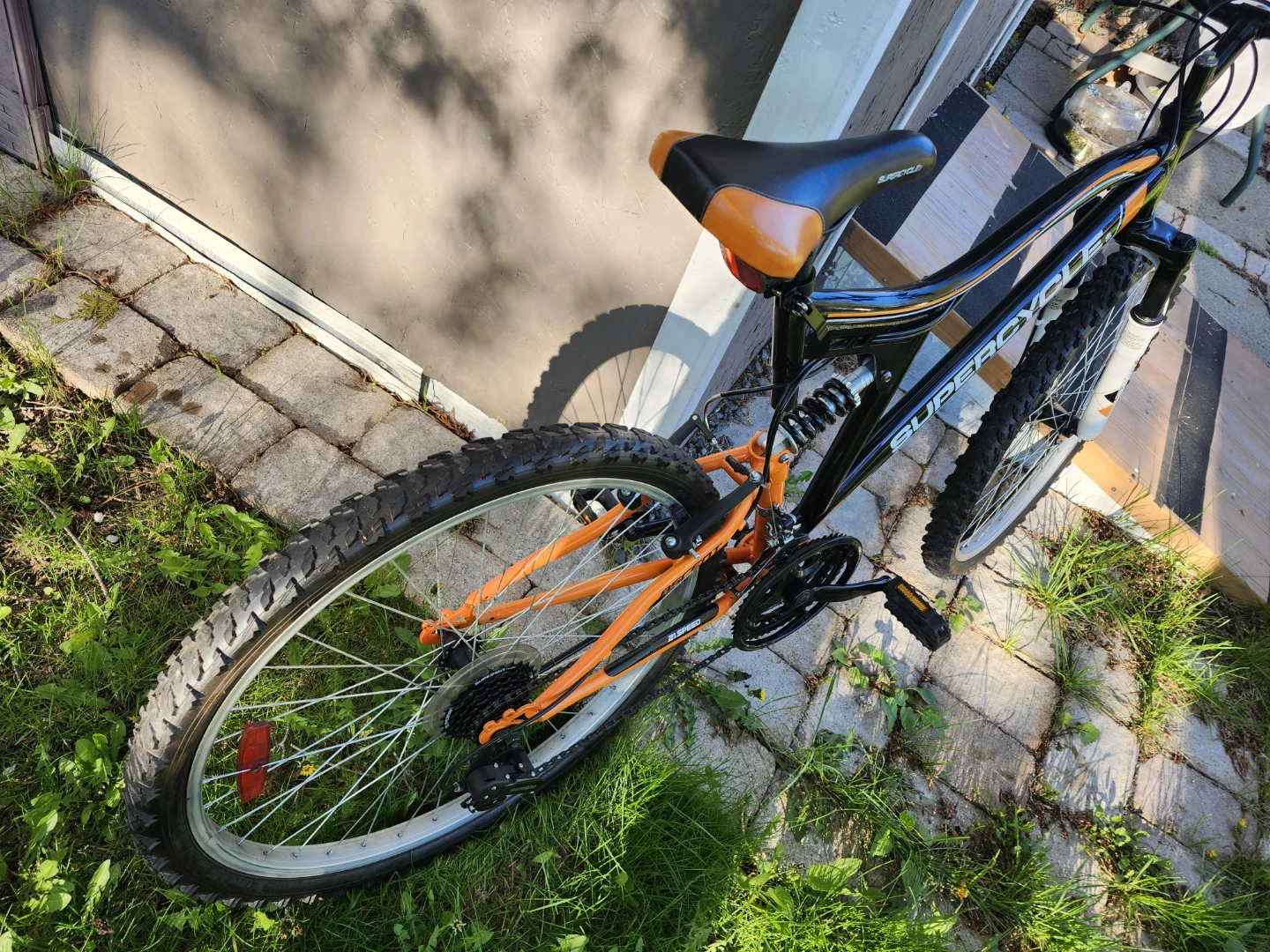 Supercycle Suspension Mountain Bike  (mint almost new) - photo 3