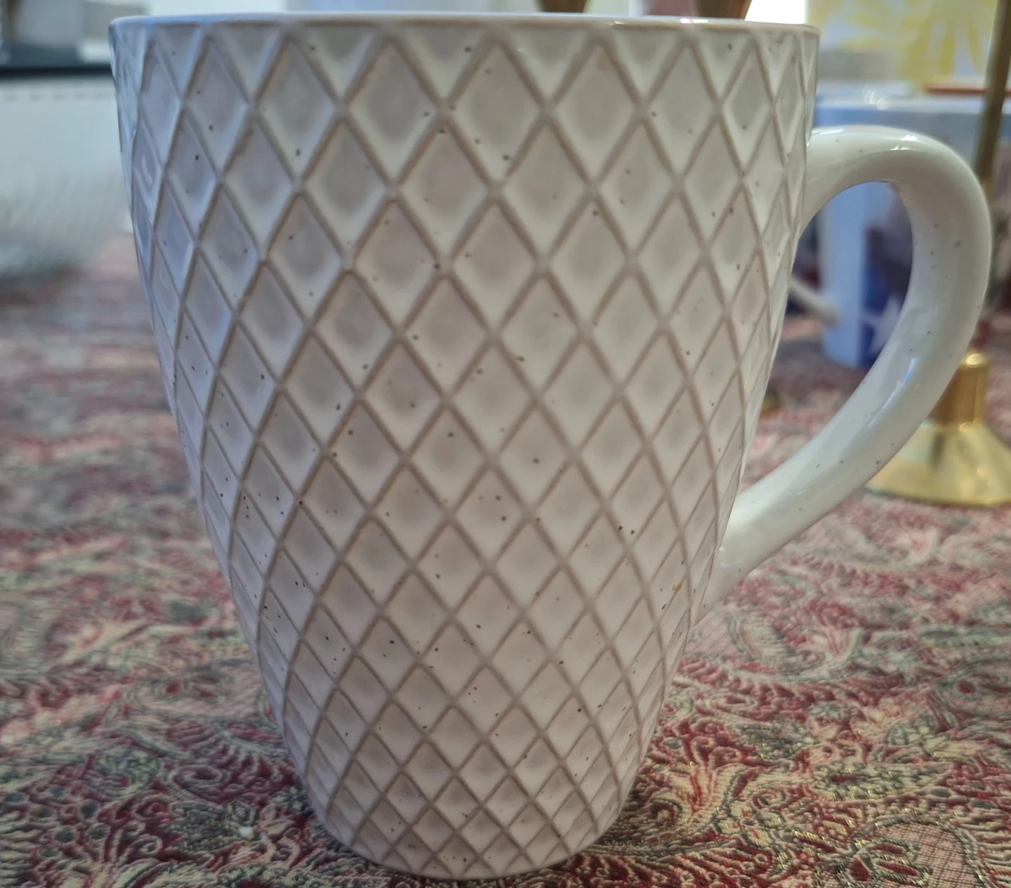 Collection of 10 Decorative Mugs - photo 5