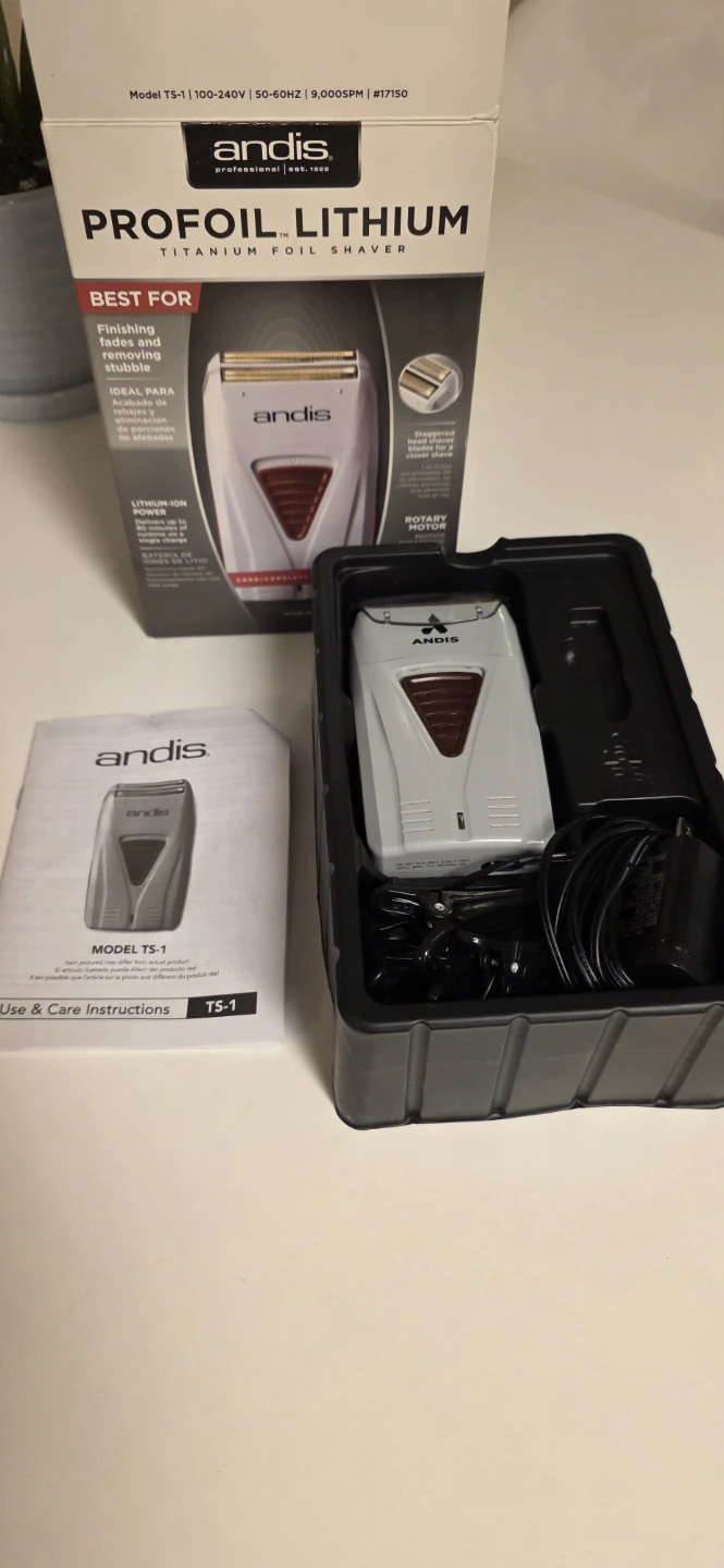 Andis Profoil Lithium Titanium Foil Shaver TS-1