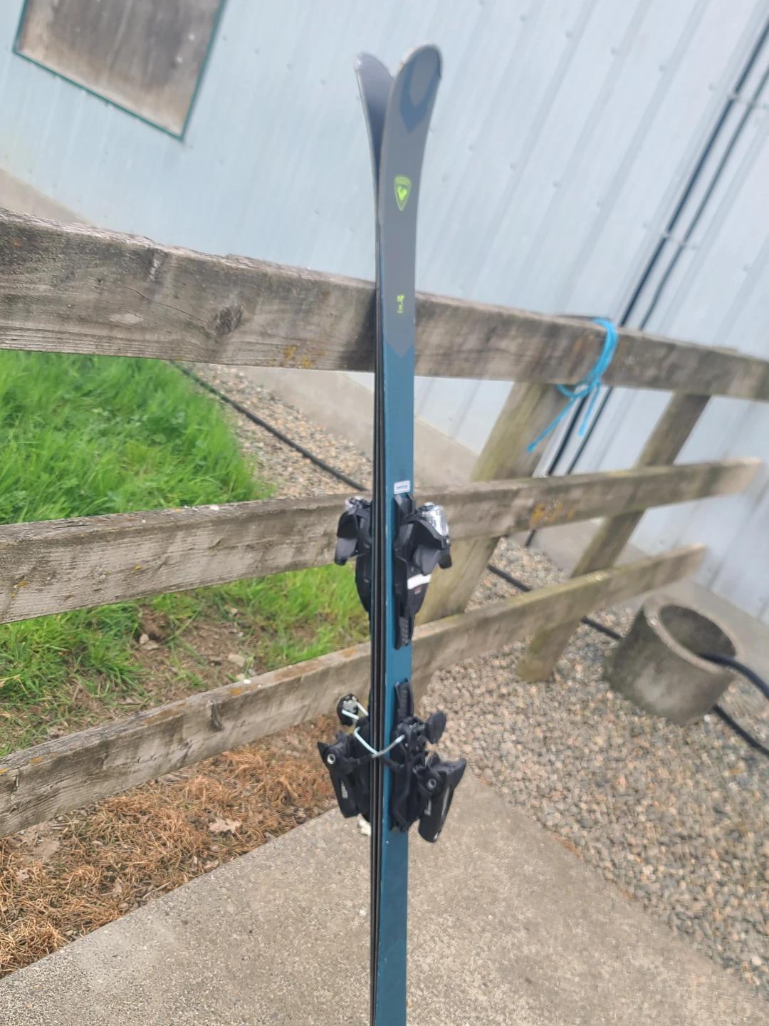 Rossignol All-Mountain Skis w/ Look GripWalk Bindings