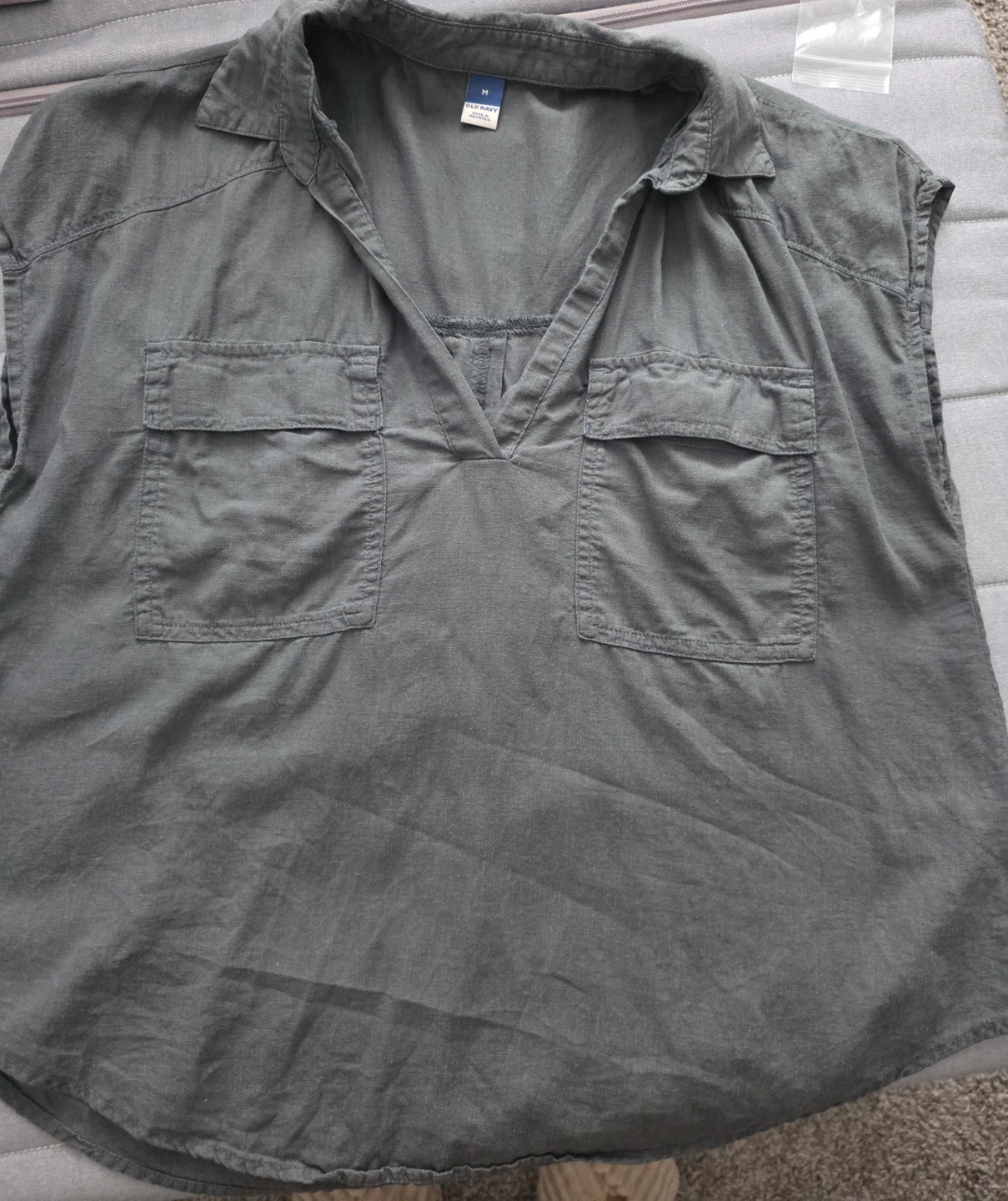 Old Navy Women's Green Collared V-Neck Top Size M