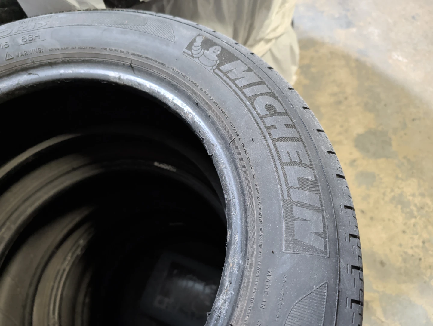 Michelin 195/60R15 88H Tires - photo 3