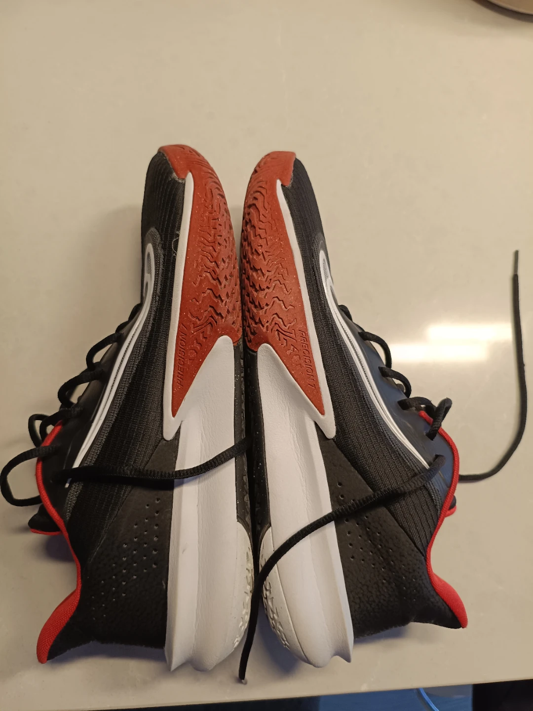 basketbalk shoes - photo 2