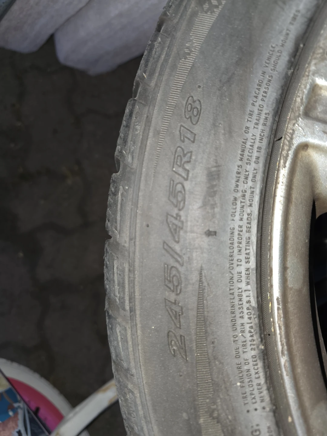 Audi Alloy Wheel with Tire 245/45R18 - photo 2