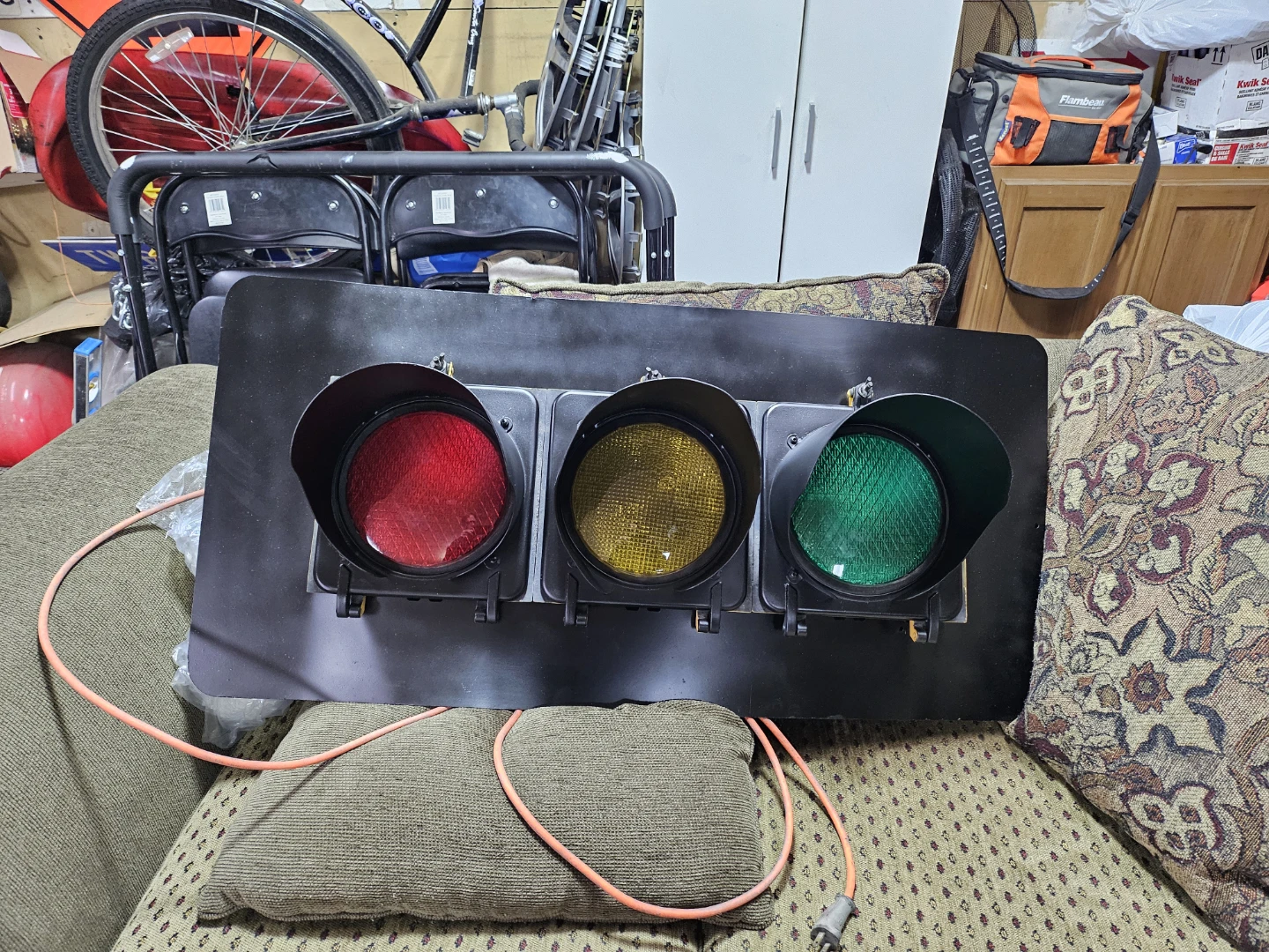 3-Light Traffic Signal