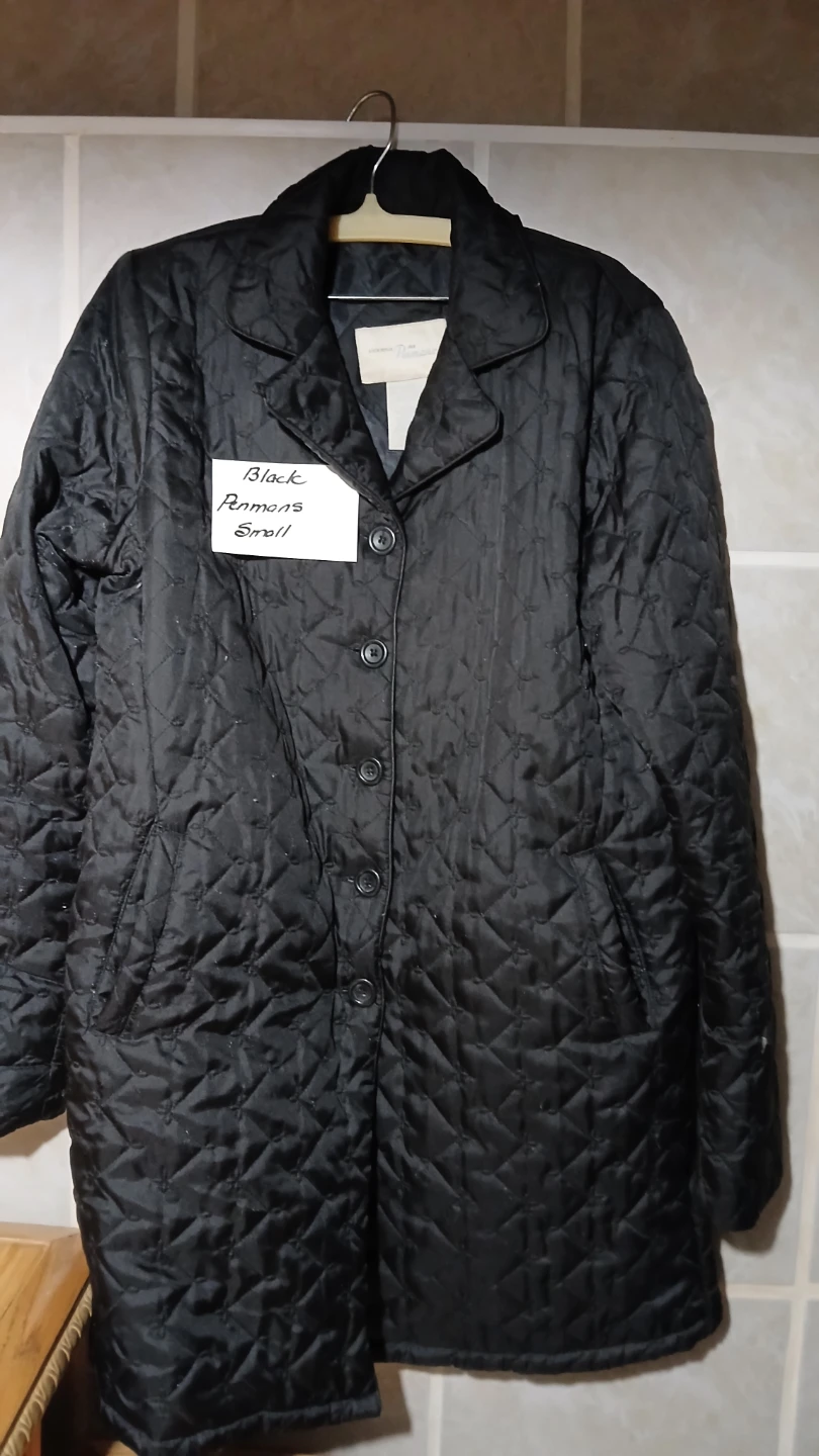 Assorted ladies jackets for $5.00 each - photo 3