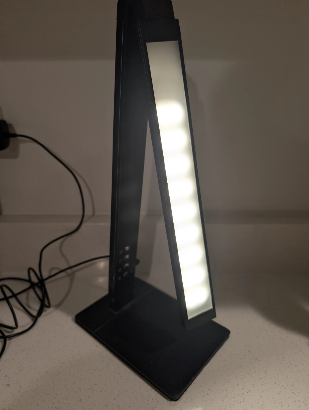 LED Desk Lamp Adjustable Brightness/Color Temperature - photo 4