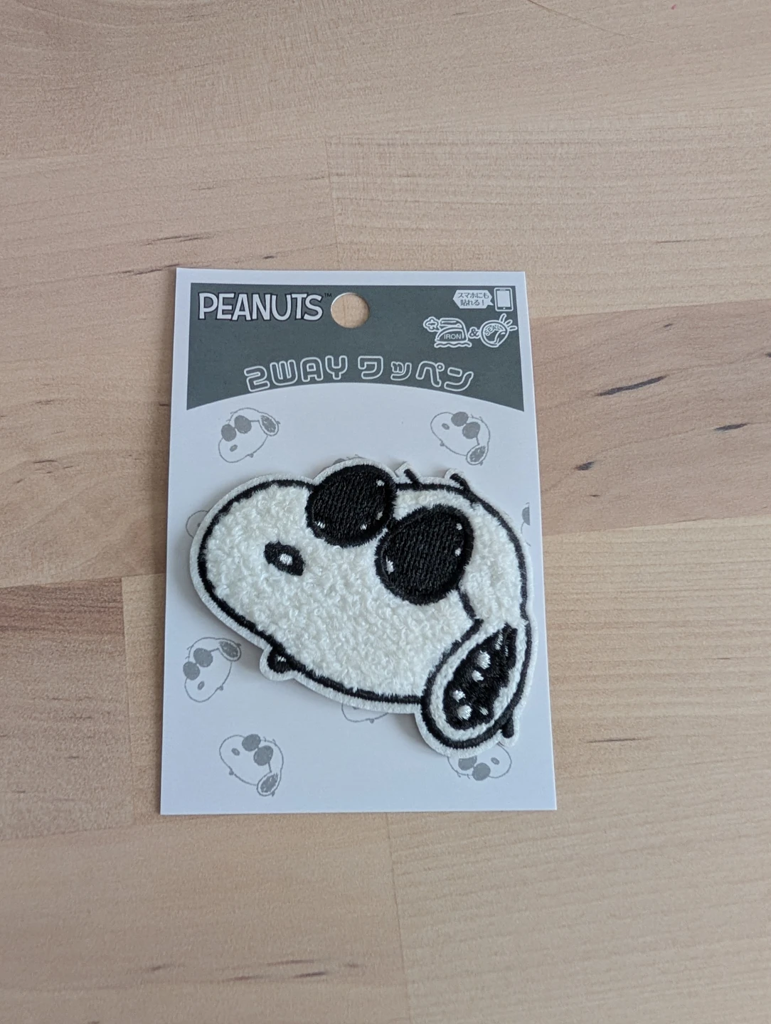 Peanuts Snoopy 2-Way embroidered Patch - photo 2