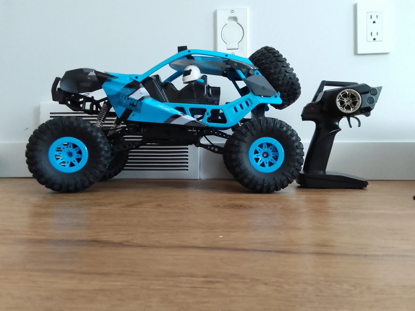 Dune Runner 4x4 High Speed RC Vehicle