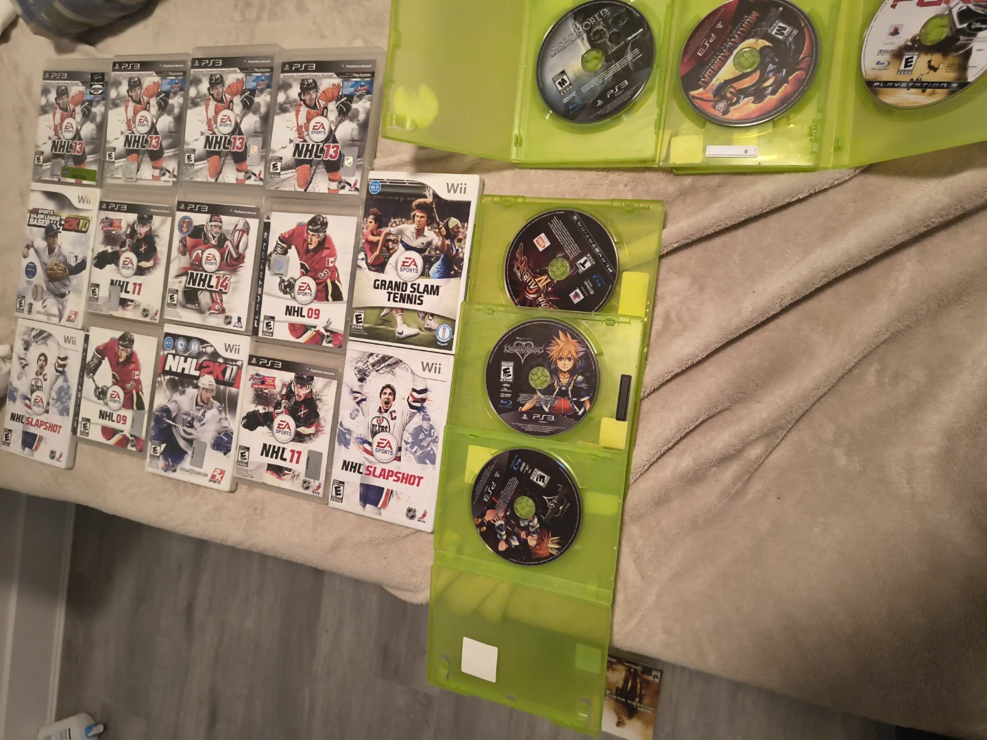 Assorted PlayStation 3 & Wii Sports Video Games