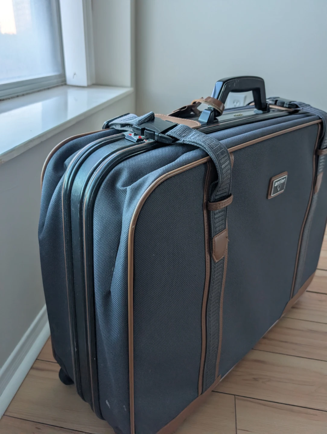 Antler Grey Suitcase - photo 5