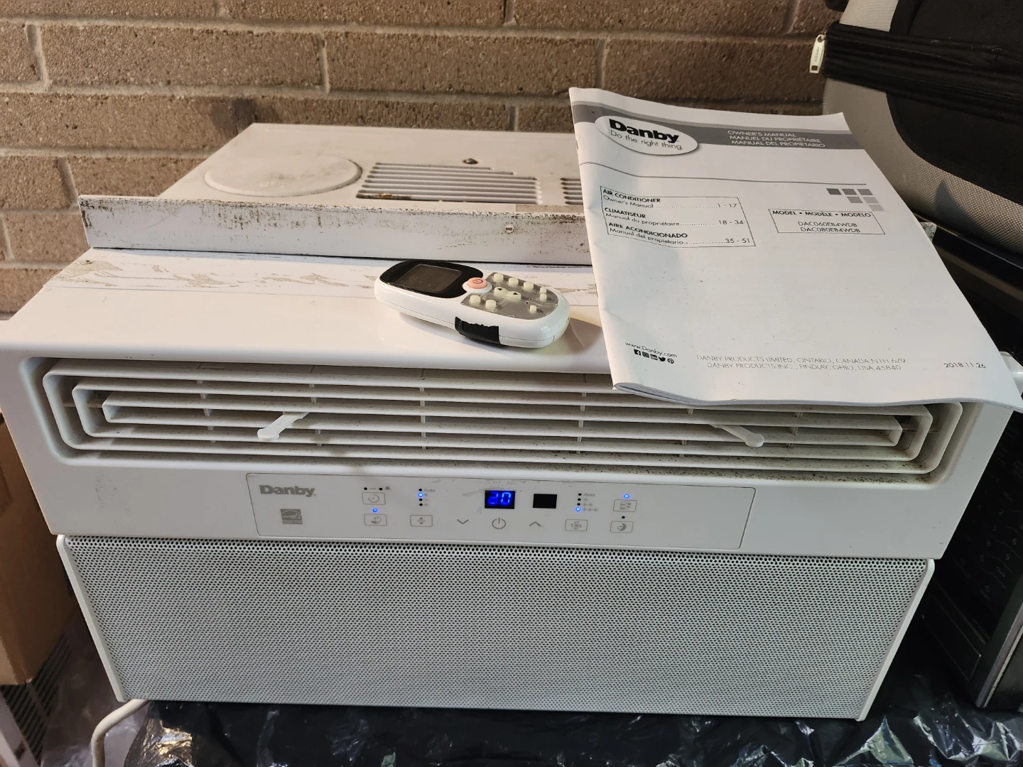 8000 BTU Window Air Conditioner with Remote - photo 5
