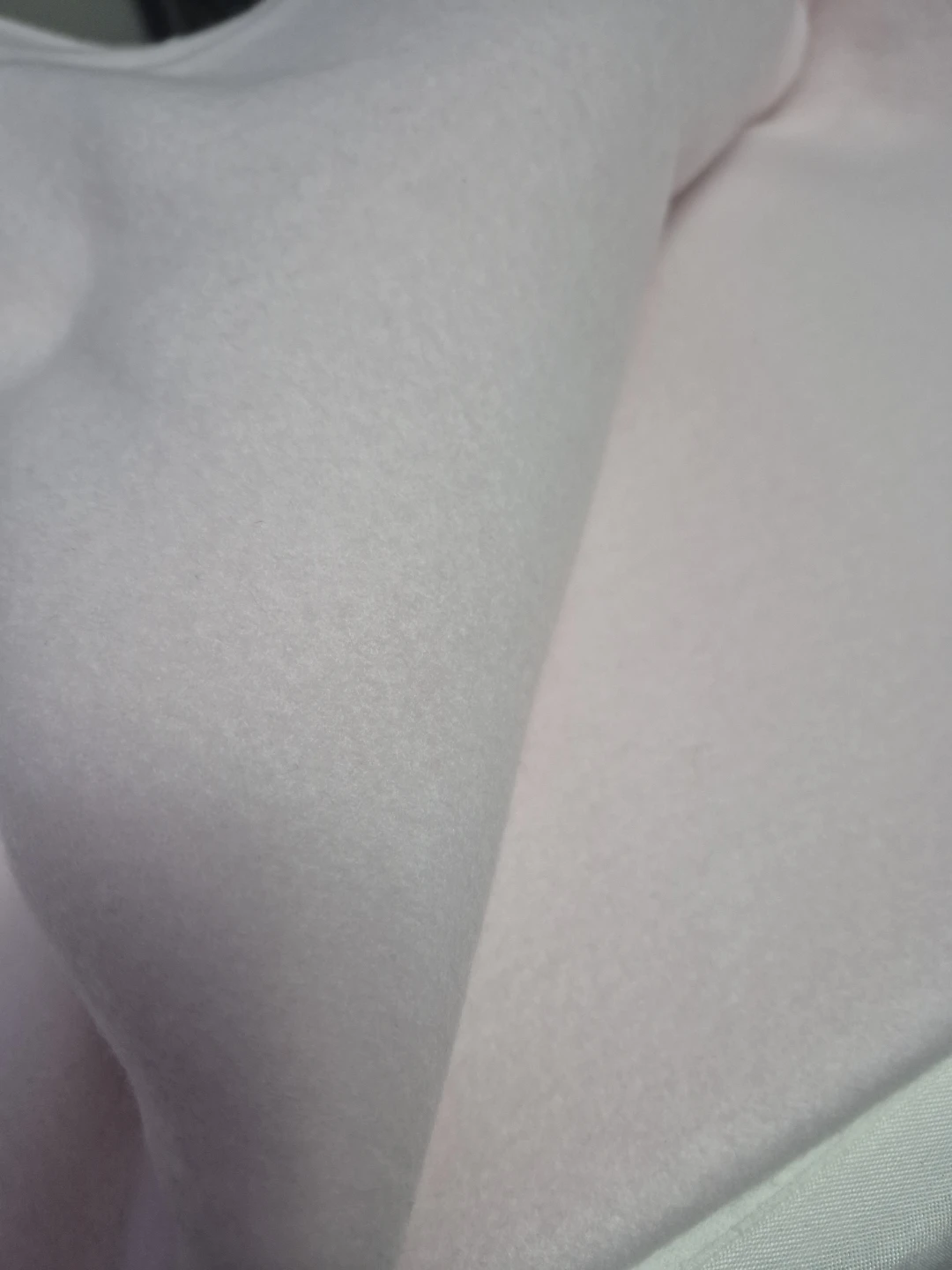 Pink Fleece Fabric Remnant - photo 2