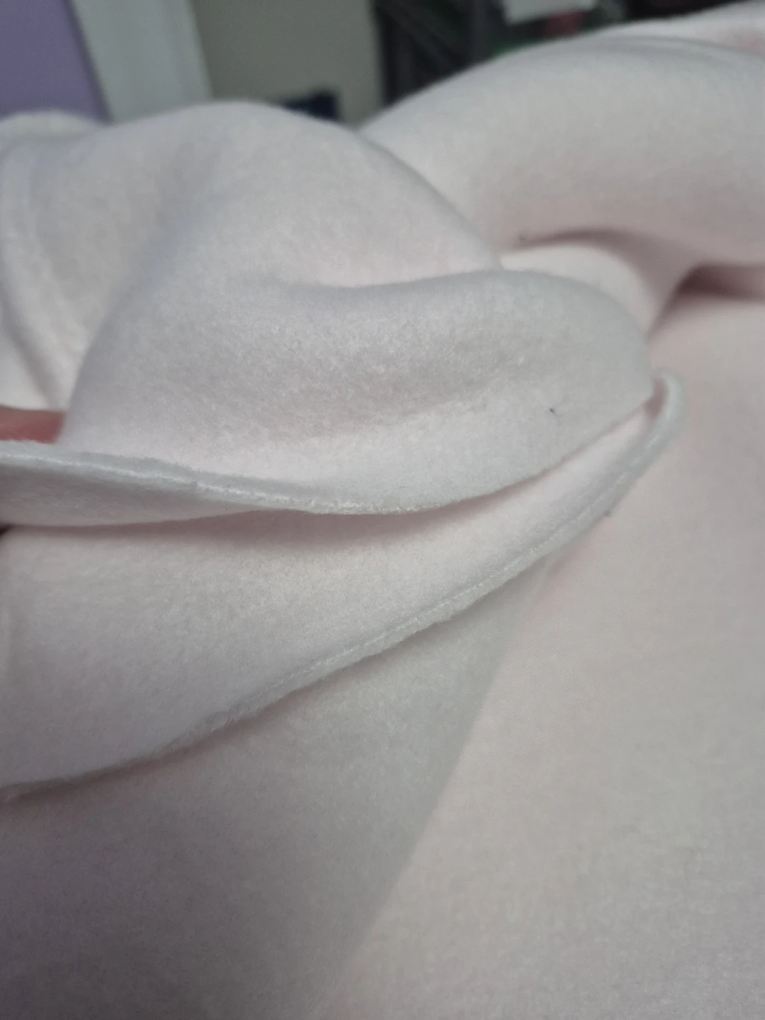 Pink Fleece Fabric Remnant - photo 3