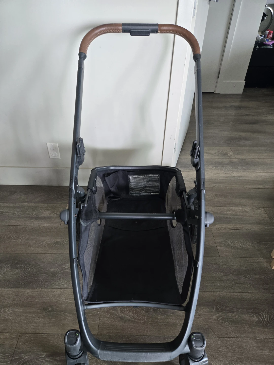 UPPAbaby Vista V2 Travel System – 2022 – Excellent Condition - photo 2