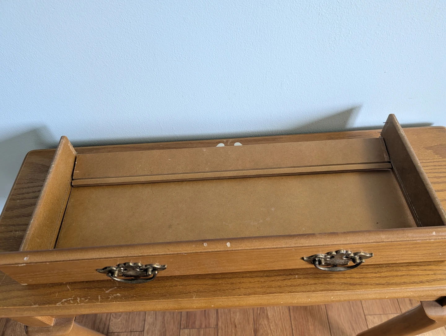 Console table - photo 4