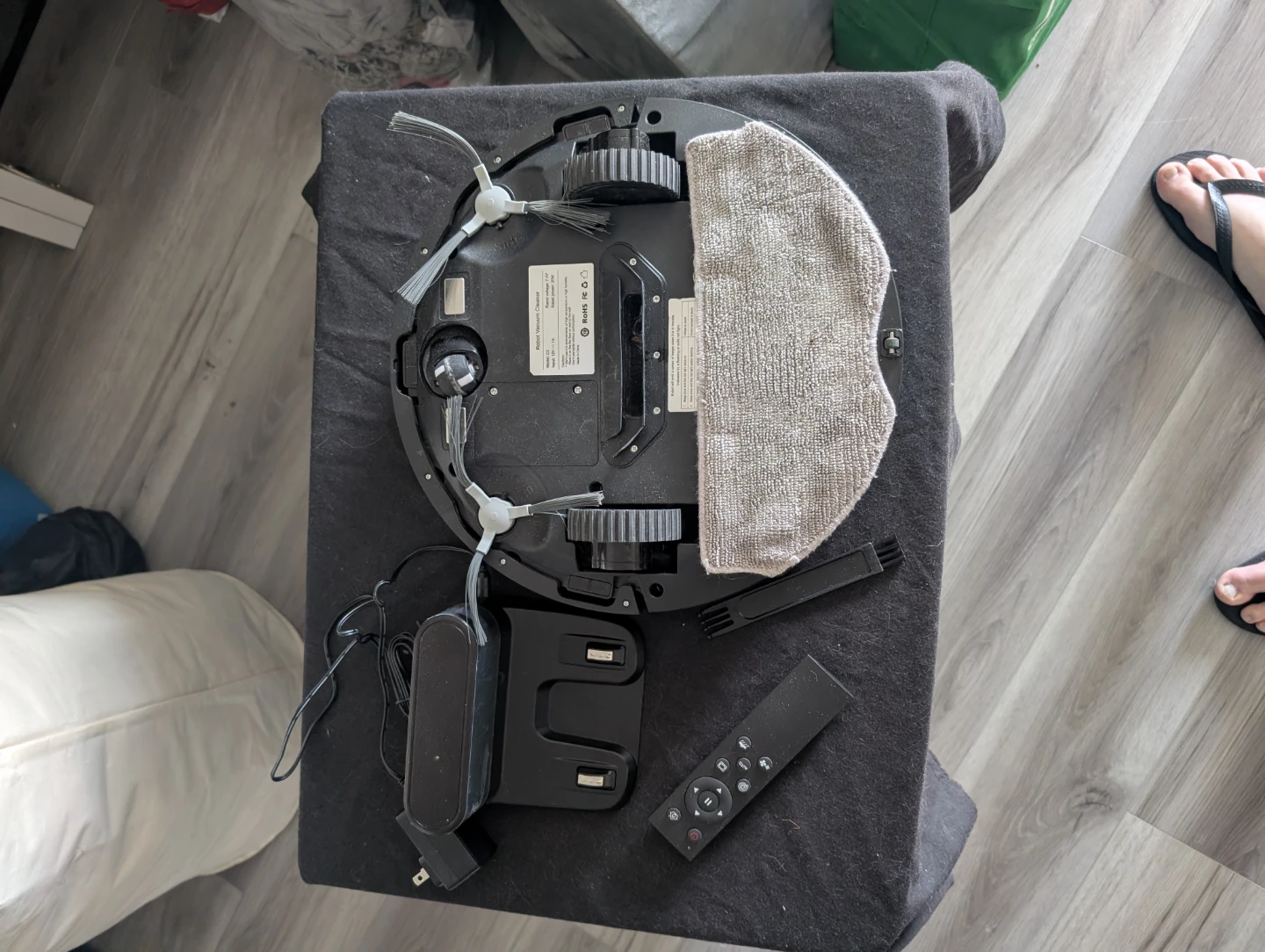 PRETTCare Robot Vacuum Cleaner C2 with Remote and Charging Dock - photo 2