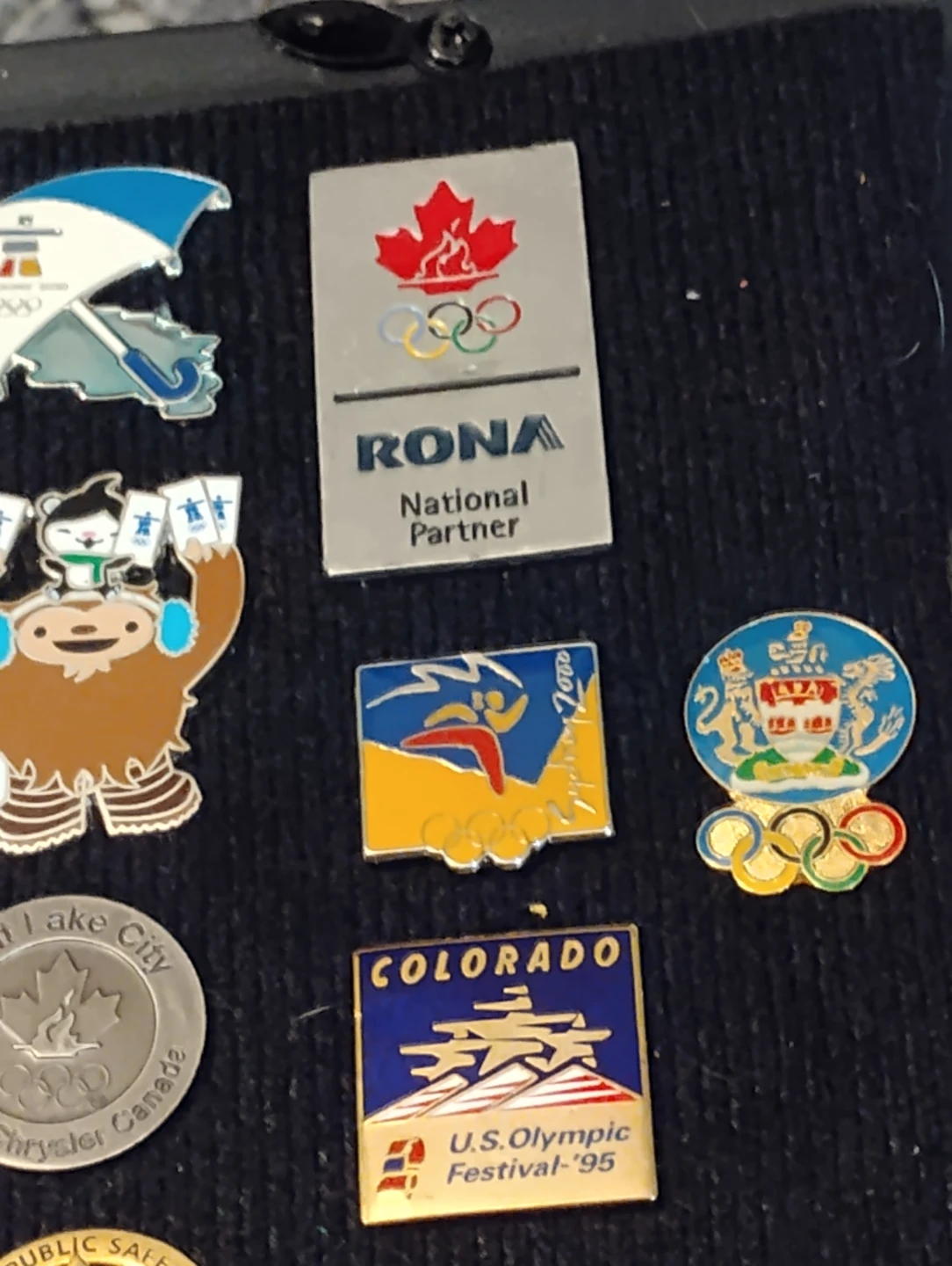 Olympics Pins lot sale - photo 4
