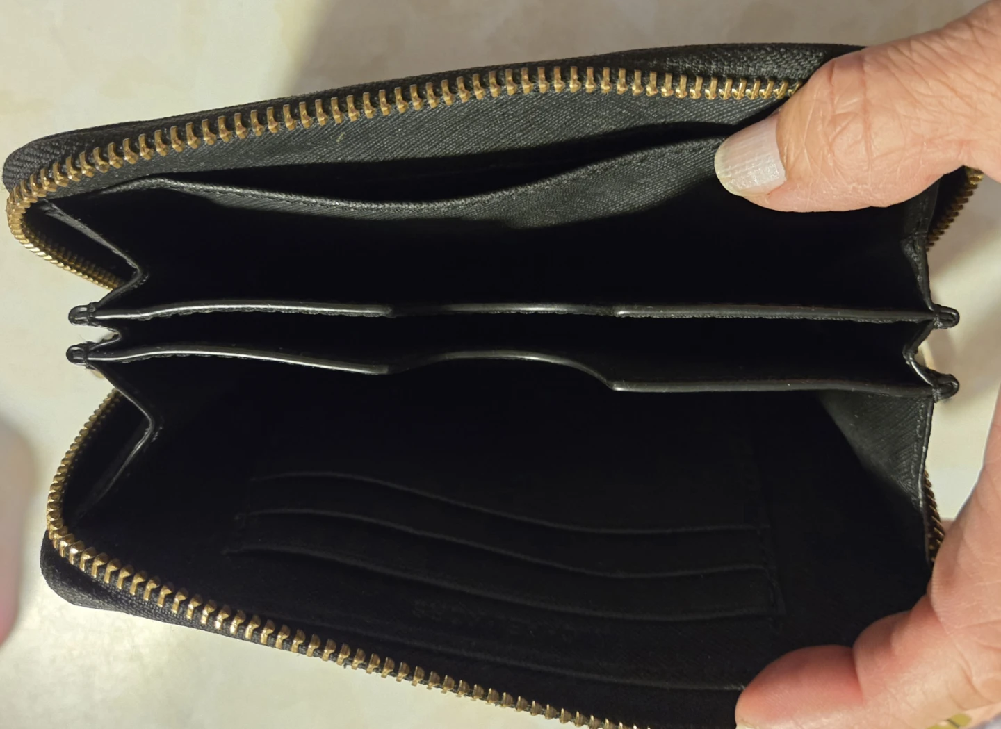 Michael Kors Black Zip Around Wallet - photo 3